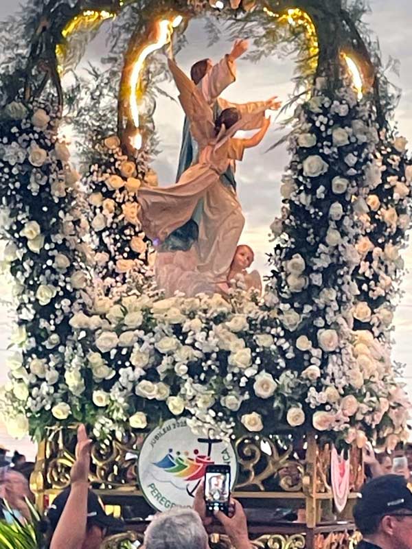 Cia_Fortaleza_Brasil_Caminhada_com_Nossa_Senhora